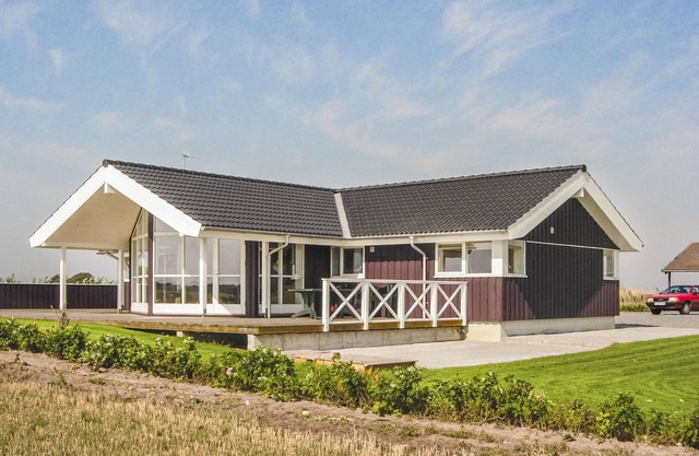 4 bedroom awesome home in Karby