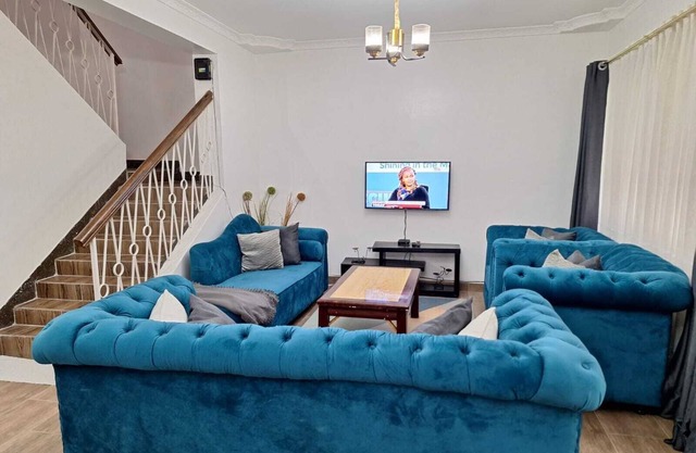4 bedroom, cosy hidden gem near Aga Khan University Hospital in Parklands
