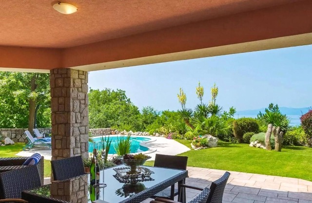 4 bedroom gorgeous home in Kostrena