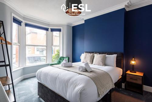 4 Bedroom House - Great for Group Stays