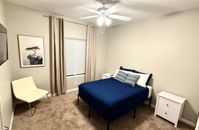 4-bedroom house in charming Gulfport with WiFi, AC. Book now