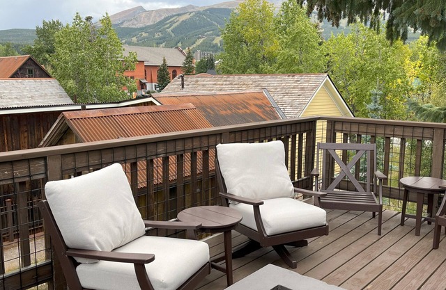 4-bedroom house in enchanting Breckenridge with WiFi