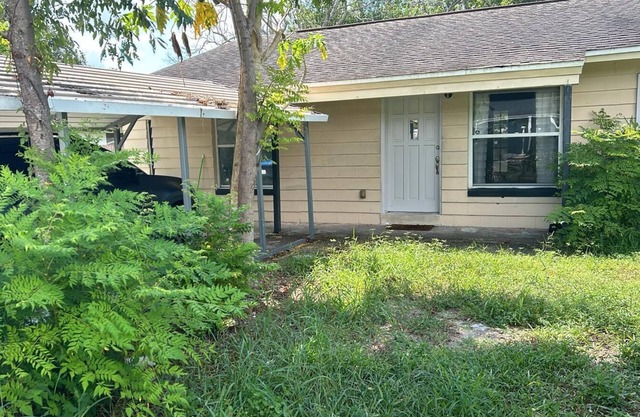 4 bedroom house only 2 miles from Universal Studios Parks