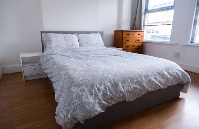 4 Bedroom House - Turnpike Lane/Wood Green