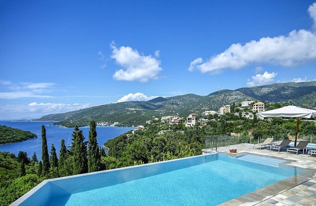 4 Bedroom Luxury Villa, Private Pool, Sea Views, Sivota