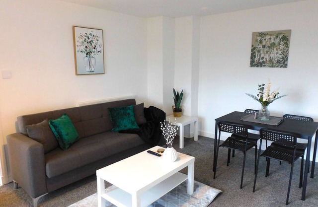 4 Bedroom, Newly Refurbished Home in East Kilbride