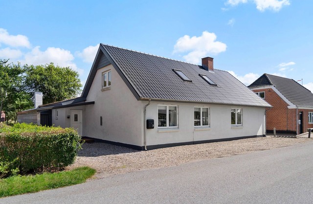 4 bedroom nice home in Bedsted Thy