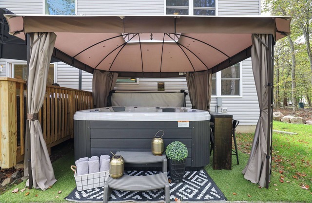 4 bedroom private vacation home in tobyhanna