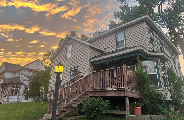 4-bedroom spacious home in the heart of Kalamazoo
