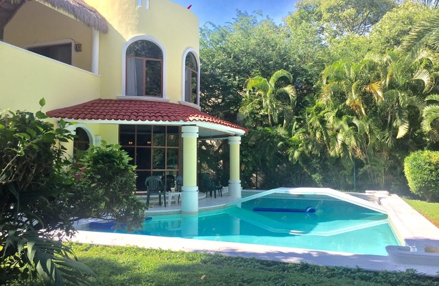 4 Bedroom Villa W/Large Private Pool on Golf Course