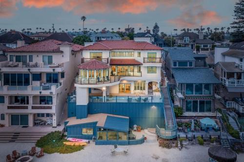 4 Bedroom With Pool
