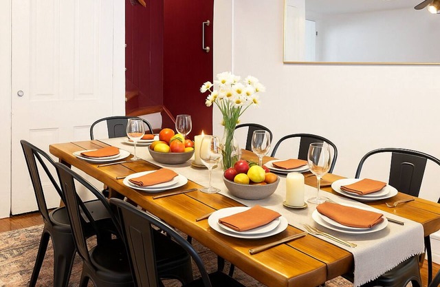 4 Beds/3 Bedrooms/King Beds/Sleeps 8/Historic Mid-Century Home