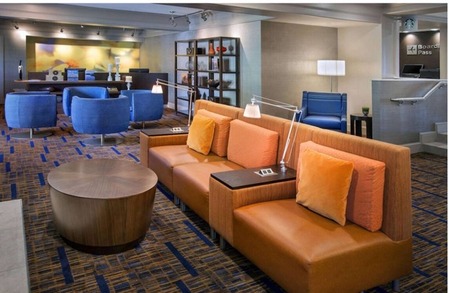 4 Comfortable Units! FREE Parking, Pets Allowed, Near K1 Go Kart Speedway!