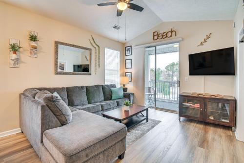 4 Mi to Ocean Breezy Golf Condo in Myrtle Beach!