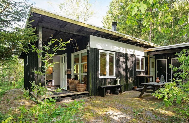 4 person holiday home in Bryrup-By Traum