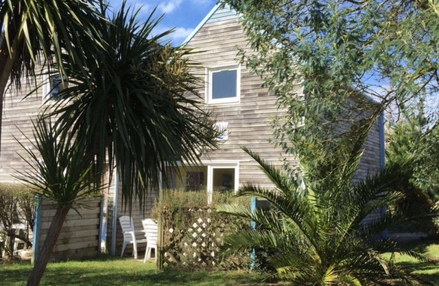 4-room house with garden and terrace - 400 m from the beach