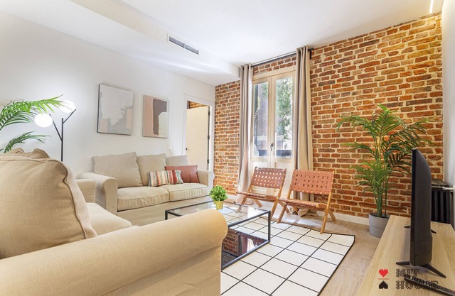 4 Ways VII apartment in Madrid