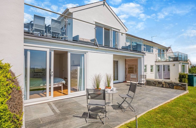4 Ynys Fawr - Three Bedroom House, Sleeps 6