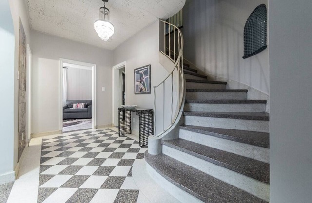 40's Tile Mansion w/ Private Pool by Crescent Bend