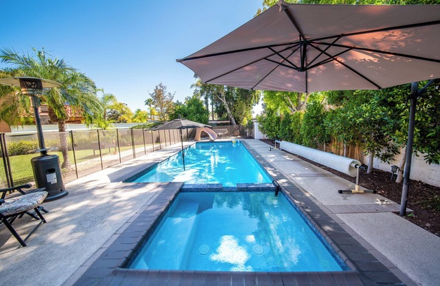 4000 sqft House with Private Pool, Spa & Sauna, 10 mins to Del Mar beach