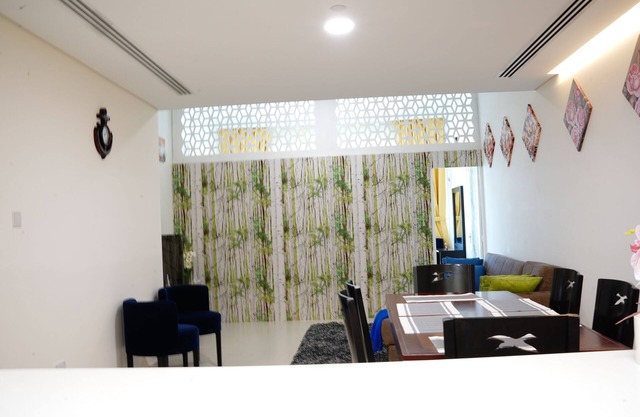 402. Fully furnished 2 bedroom apartment with maid room