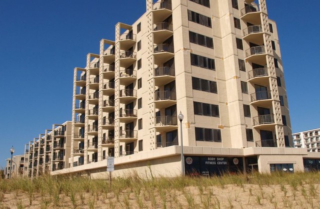 #403 Ocean Front Condo, 2 Bedroom, 1 Bath, One Virginia Avenue, Rehoboth Beach DE