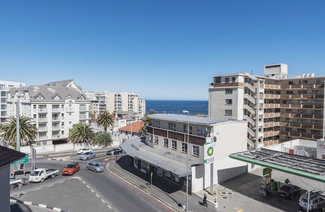 404 The Cosmopolitan, Sea Point