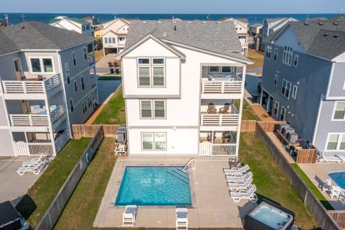 4057 - Fairways Seaspray