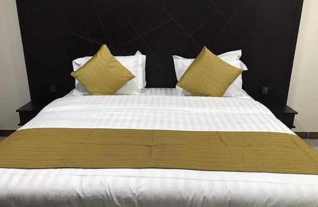 430 Guest House Residential Hotel