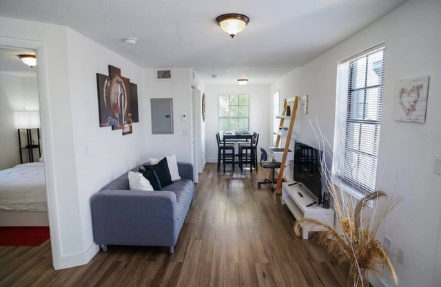 435 NW #2 · Modern Apartment near Brickell 2Br #2