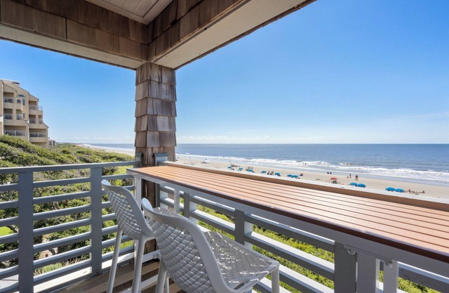 4465 Windswept: Fabulous Oceanfront Villa, $250 Beach Gear/Bike Credit