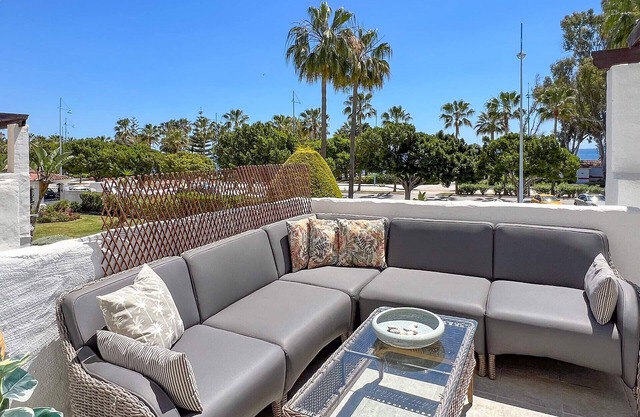 48 - Las Adelfas modern 4 bed