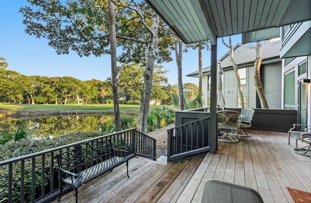 4941 Turtle Point: Updated 2BR Villa, Lagoon Views, Beach Gear/Bike Credit