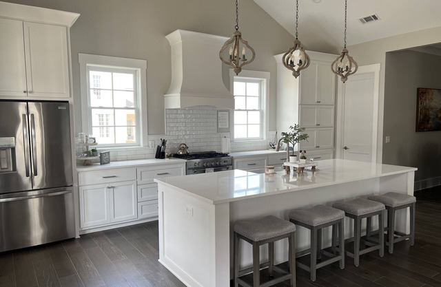 4BR/4BA New Construction. 5 minutes to DWS and Dudy Noble