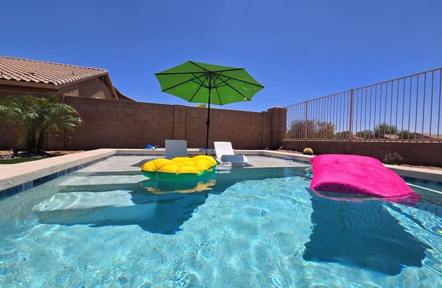 4BR Golf Course Retreat with NEW Heated Pool, Located on the Duke!