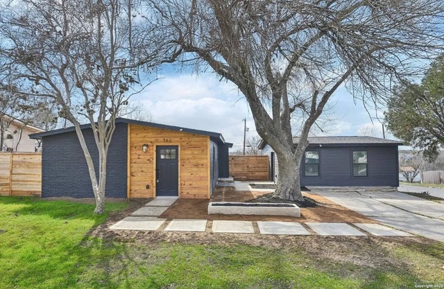 4BR Modern Getaway by Lackland & SeaWorld