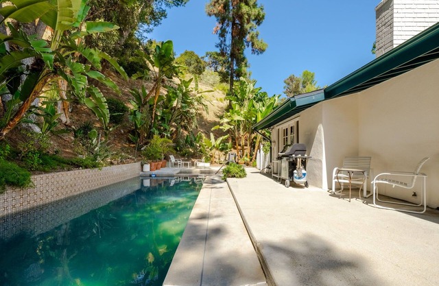 4BR w/Heated Pool/Spa and Game Room