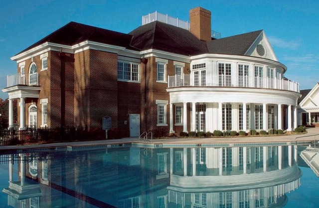 4th of July Week! - Williamsburg, 29 Jun - 6 Jul ~~~~~~~~~ Sleeps 12/4Br/4Ba