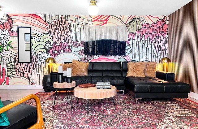 4x2 Ultra Lux House with Pool + Spa + Game Room - 5 miles to the Strip