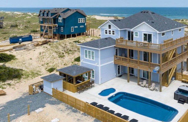 4x4! Pool, spa, theater, and more, June 15-22 open!