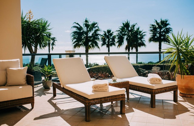 5* APARTMENT WITH AMAZING SEA VIEWS