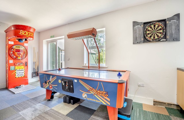 5 bedroom accommodation in Sloothby. near Skegness