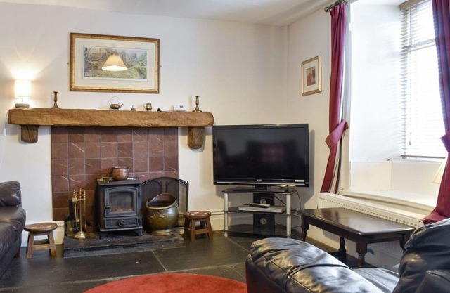5 bedroom accommodation in Flookburgh, near Grange-over-Sands