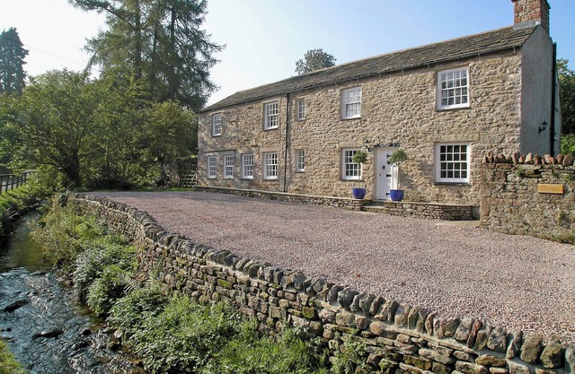 5 bedroom accommodation in Hartley, Kirkby Stephen