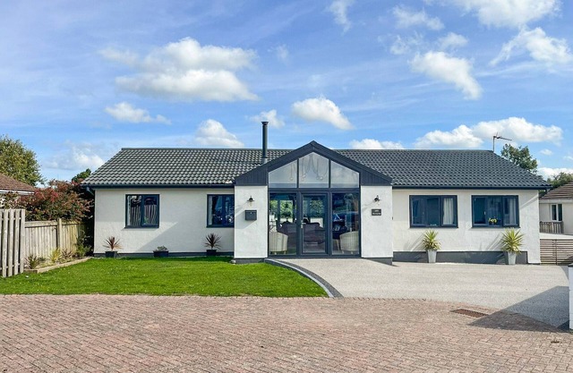 5 bedroom accommodation in Near Padstow