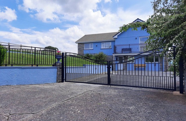 5 bedroom accommodation in Llansadwrn
