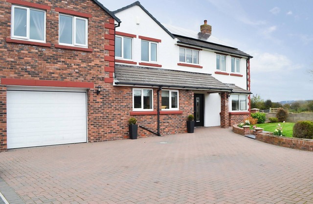 5 bedroom accommodation in Dearham, near Maryport