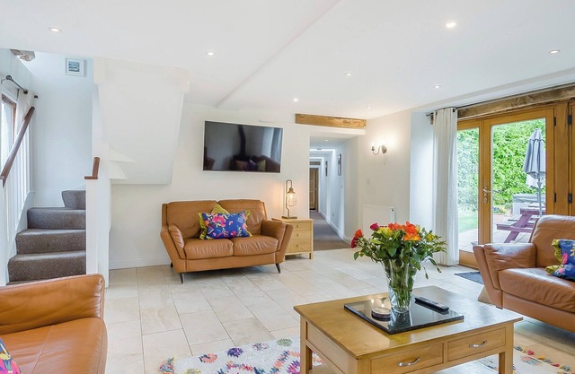 5 bedroom accommodation in Neatishead, near Norwich