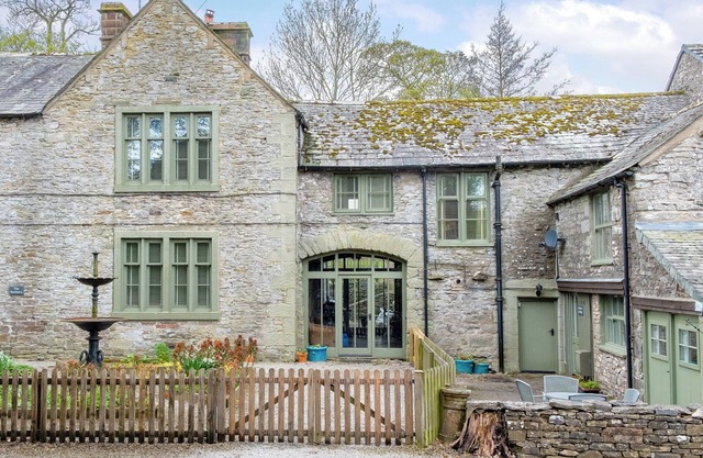5 bedroom accommodation in Shap, near Penrith