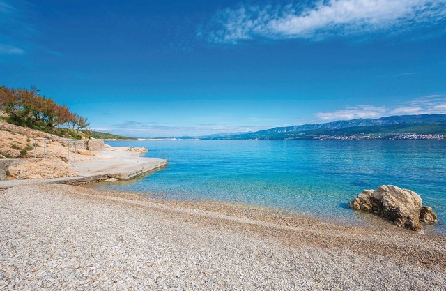 5 bedroom accommodation in Dobrinj